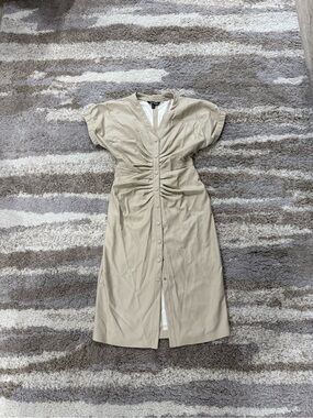 Steve Madden Neutral Beige Button-Front Ruched Midi Dress